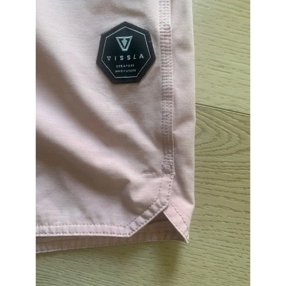 Vissla Obre Pink Eco-Elastic Board Shorts Mens Size Medium M130OBRE Swim Trunks